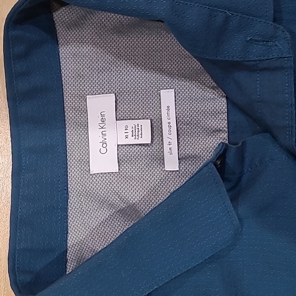 Calvin Klein men's XL button up shirt - Picture 2 of 5